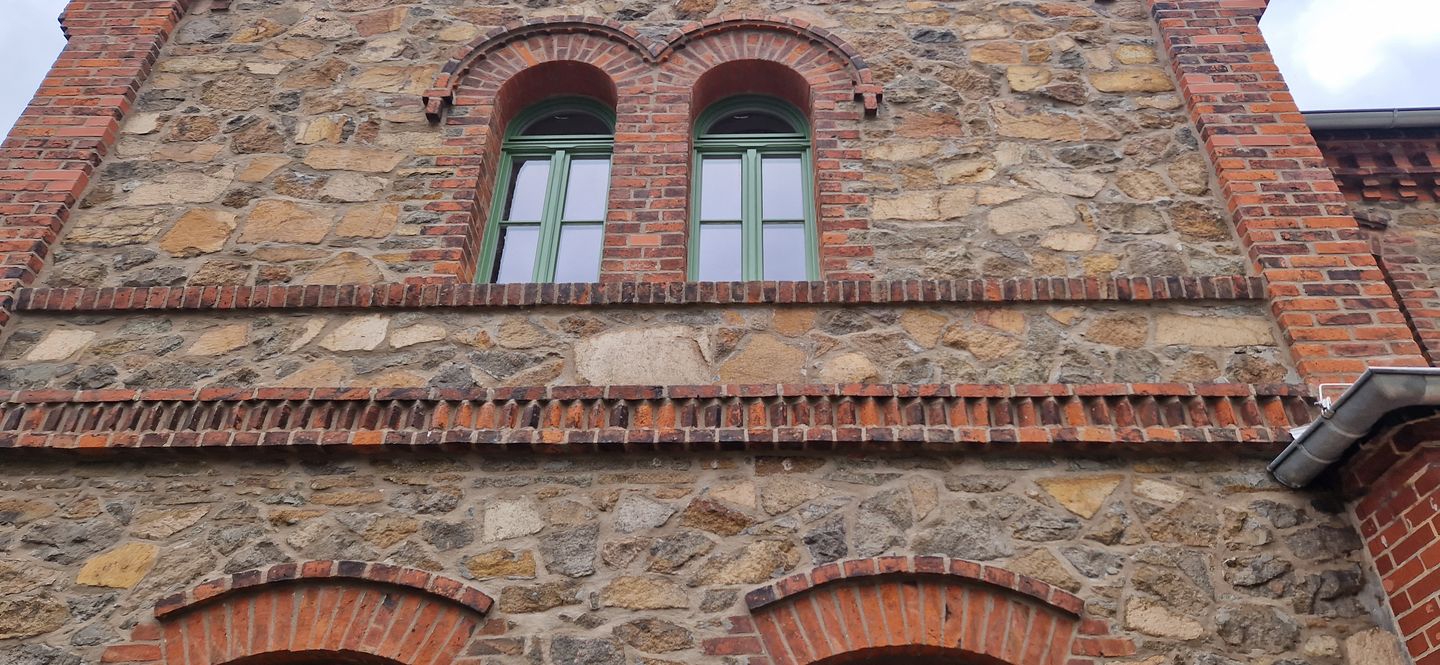 Stuck- und Sanierungs- GmbH Behrendt & Petzold, Auestr. 1 / 3 H6 in Glauchau