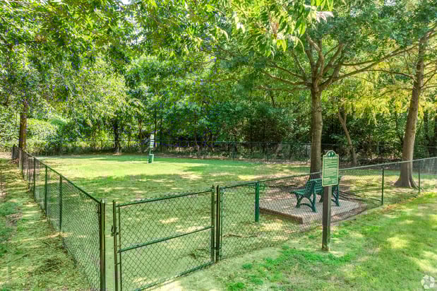 Images Estancia Apartments