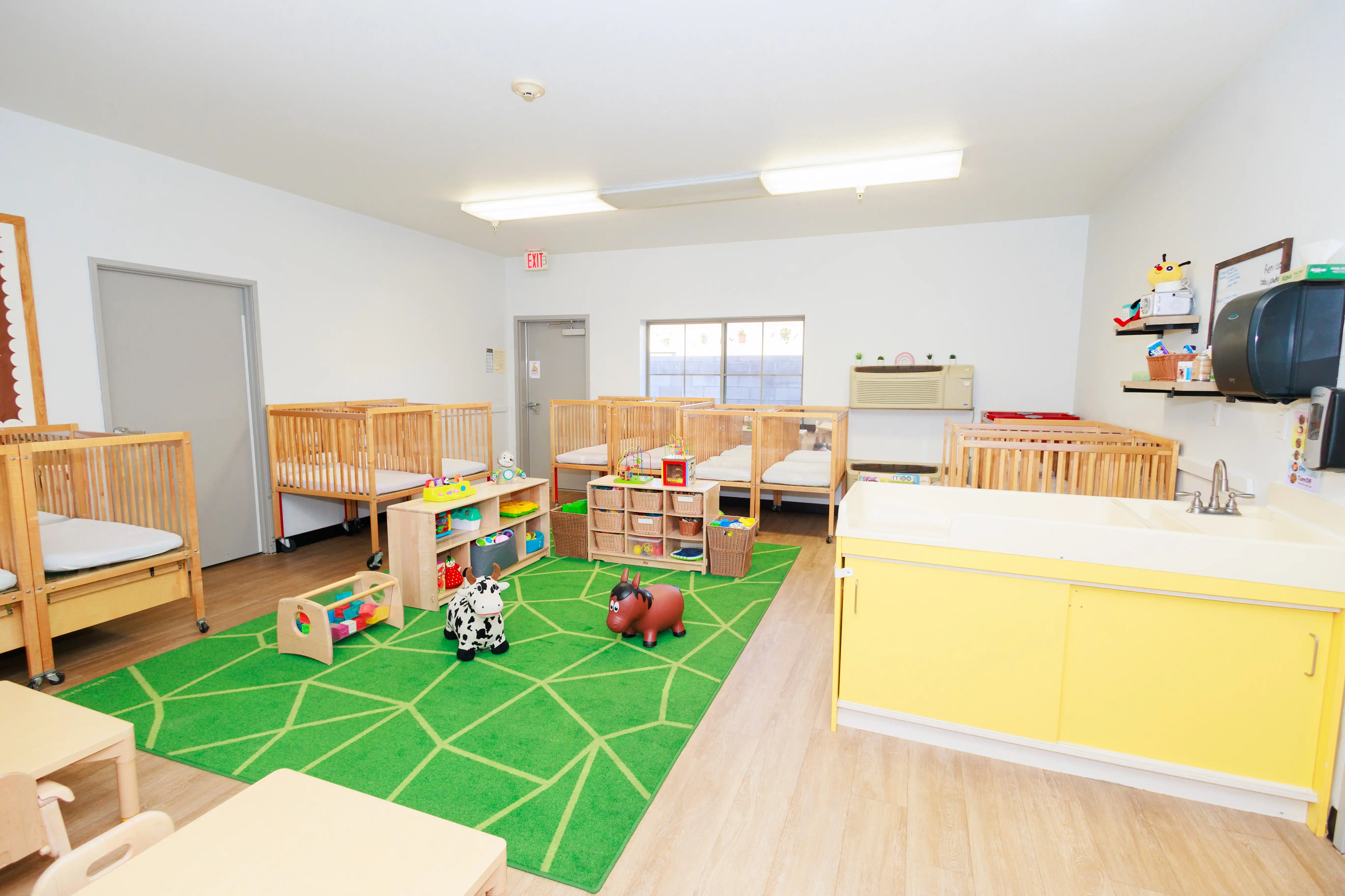 Busy Bees Carefree Child Care Image