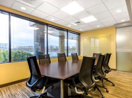 Regus - Massachusetts, Wakefield - Edgewater Place Photo