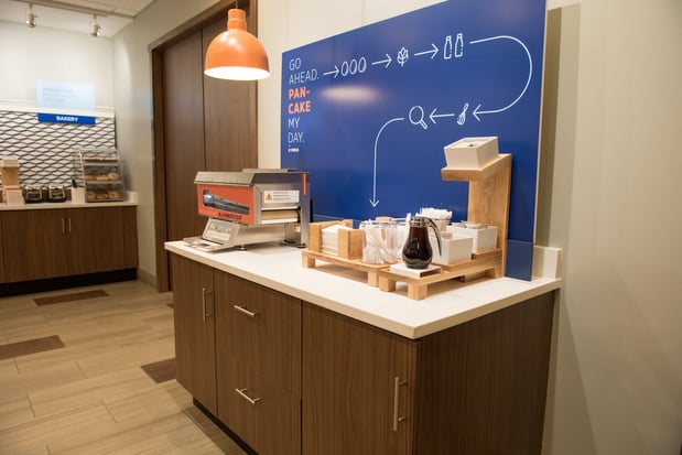 Images Holiday Inn Express & Suites Fort Wayne North by IHG