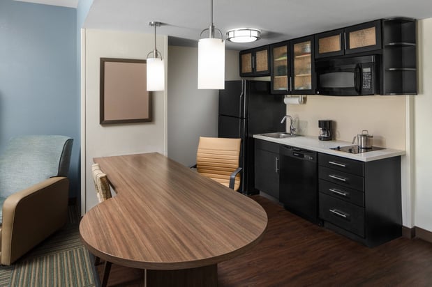 Images Candlewood Suites Omaha Airport by IHG