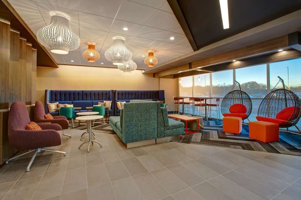 Images Tru by Hilton Alcoa Knoxville Airport