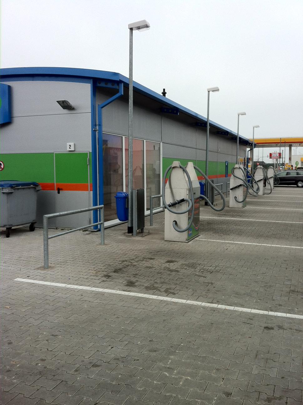 IMO Car Wash, Kalmsweg 2 in Bremen