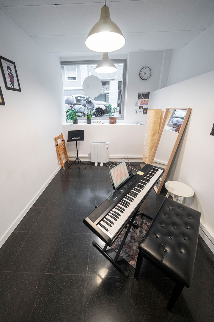 Images Vocal Coach Barcelona