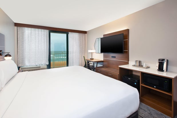 Images Holiday Inn Express & Suites VA Beach Oceanfront by IHG