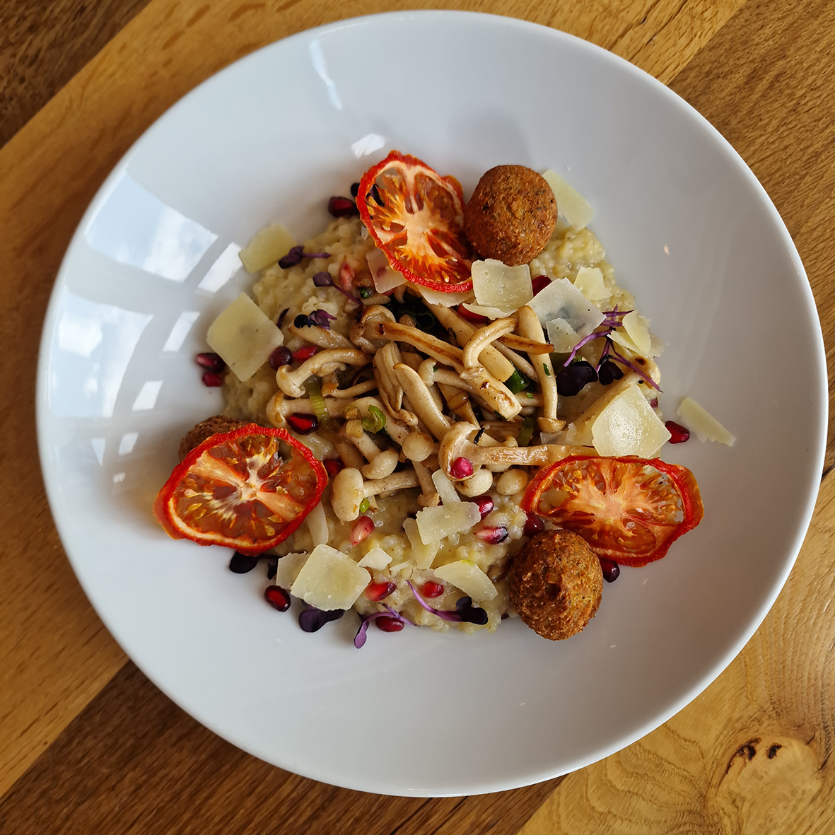 Graupen-Granatapfel-Risotto