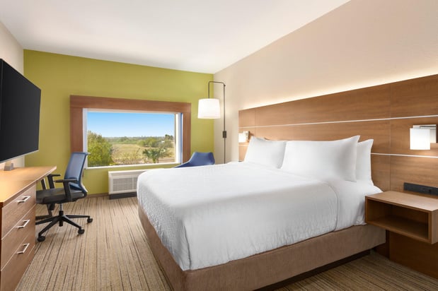 Images Holiday Inn Express & Suites Mission-McAllen Area by IHG