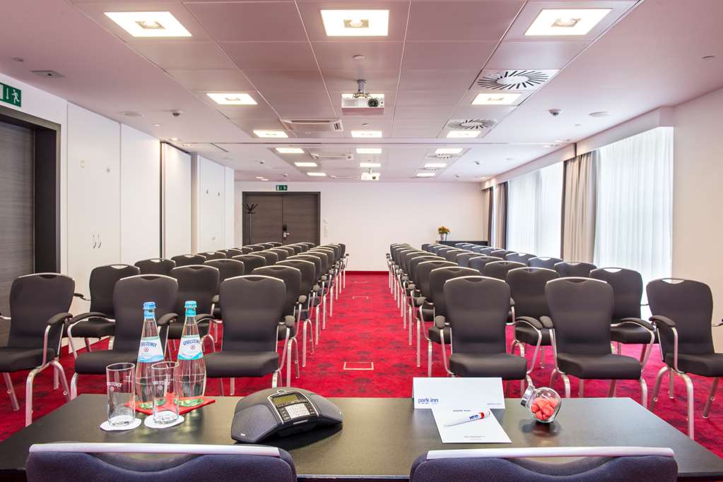 Images Park Inn by Radisson Luxembourg City