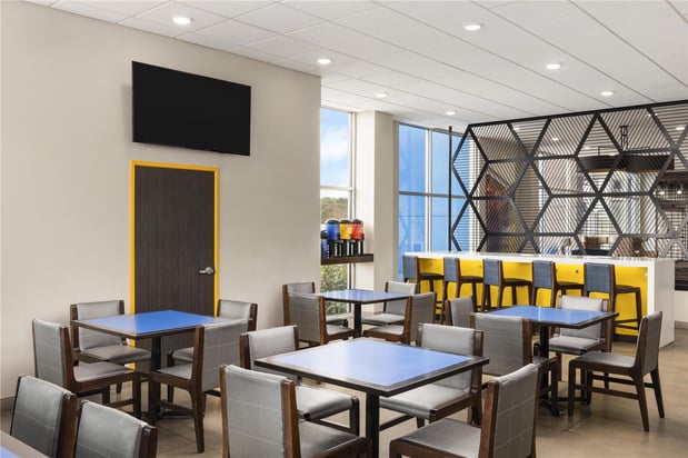 Images GLō Best Western Dawley Farms In Sioux Falls