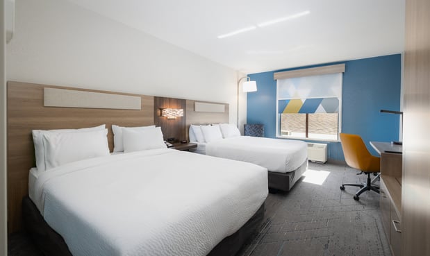 Images Holiday Inn Express & Suites Saint Robert - Leonard Wood by IHG