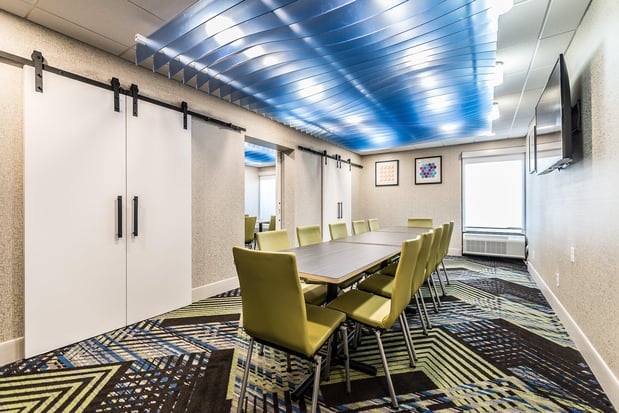 Images Holiday Inn Express Flint-Campus Area by IHG
