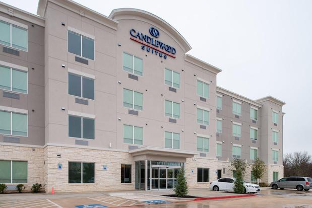 Images Candlewood Suites Austin Airport by IHG