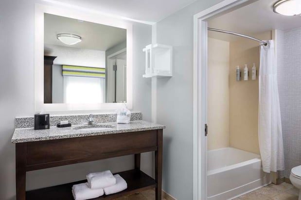 Images Hampton Inn & Suites Birmingham/280 East-Eagle Point