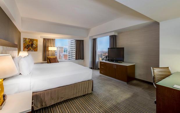 Images Crowne Plaza Seattle-Downtown by IHG