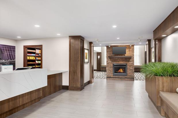 Images Staybridge Suites Fort Wayne by IHG