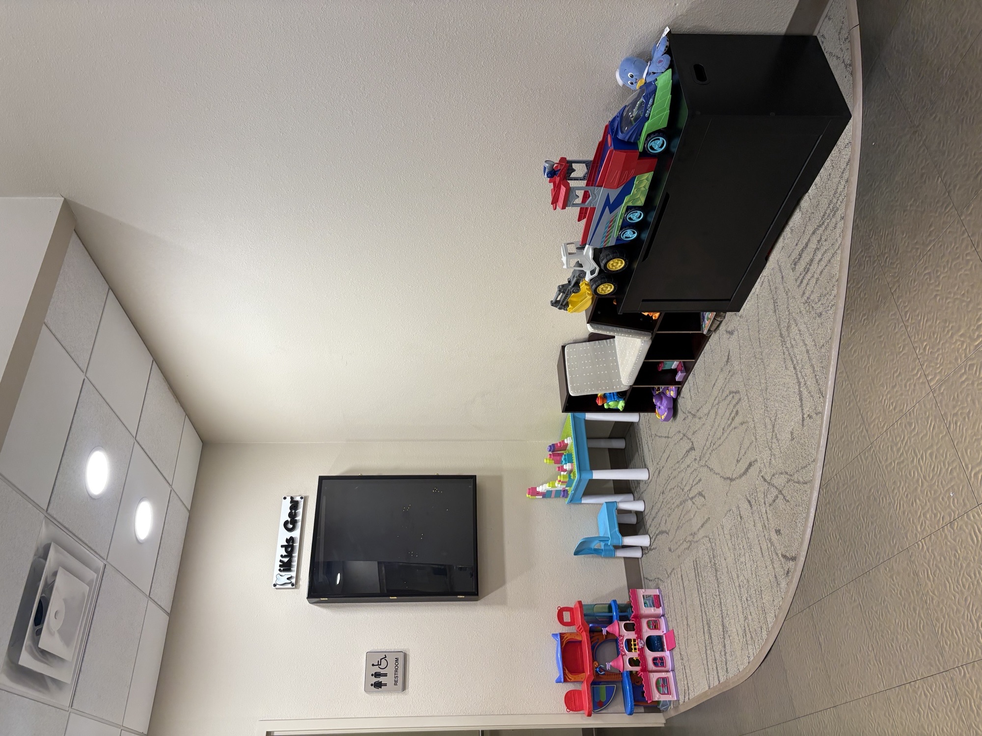 iKids Pediatric Dentistry - Tyler Image