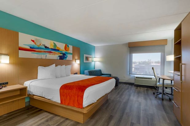 Images Best Western Plus Executive Hotel
