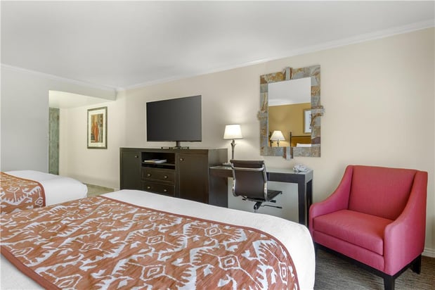 Images Best Western Plus Arroyo Roble Hotel & Creekside Villas