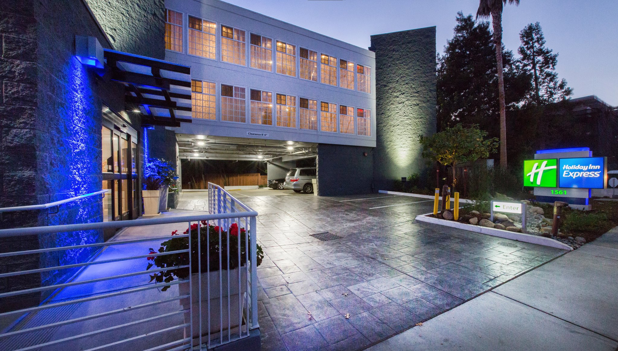 Holiday Inn Express Mountain View - S Palo Alto by IHG Image