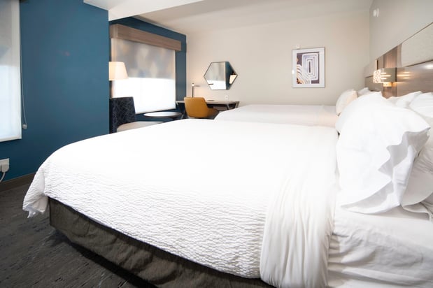 Images Holiday Inn Express & Suites Indianapolis - East by IHG