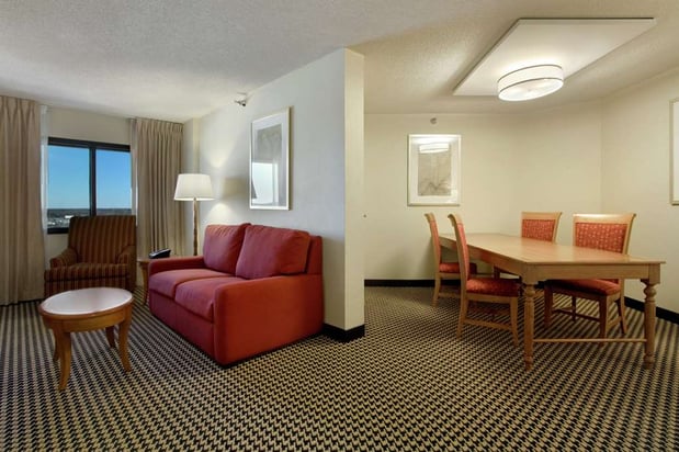 Images Hilton Chicago/Oak Brook Suites