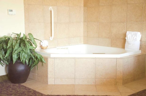 Images Hampton Inn & Suites College Station/US 6-East Bypass