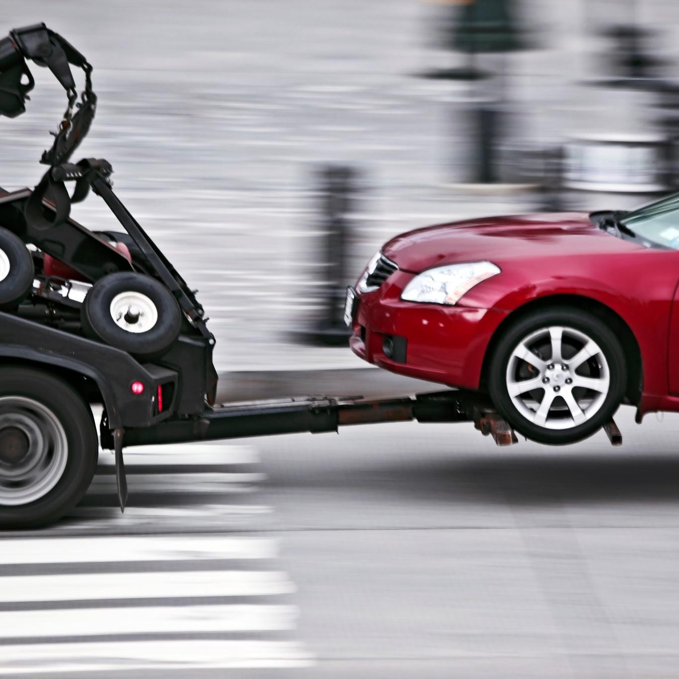 L &amp; G Towing Logo