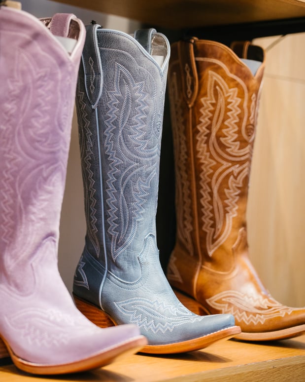 Images Ariat Brand Shop