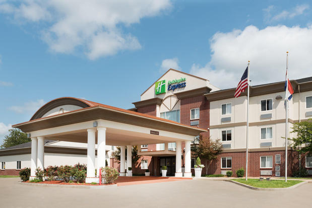 Images Holiday Inn Express Warrenton, an IHG Hotel