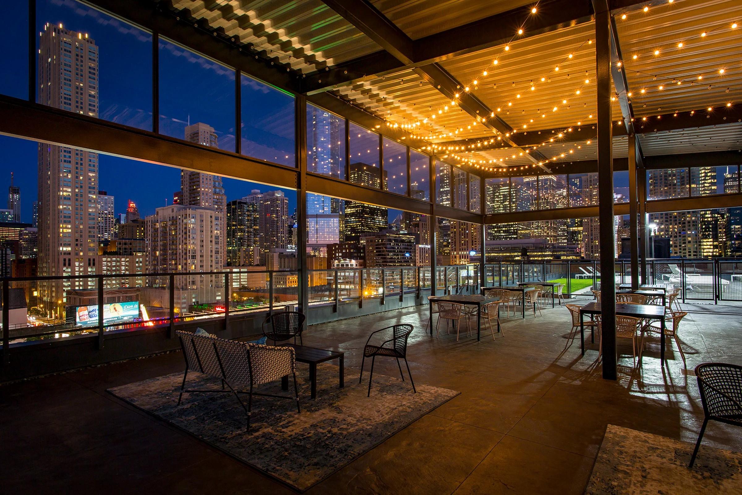 Gallery on Wells Nightlife