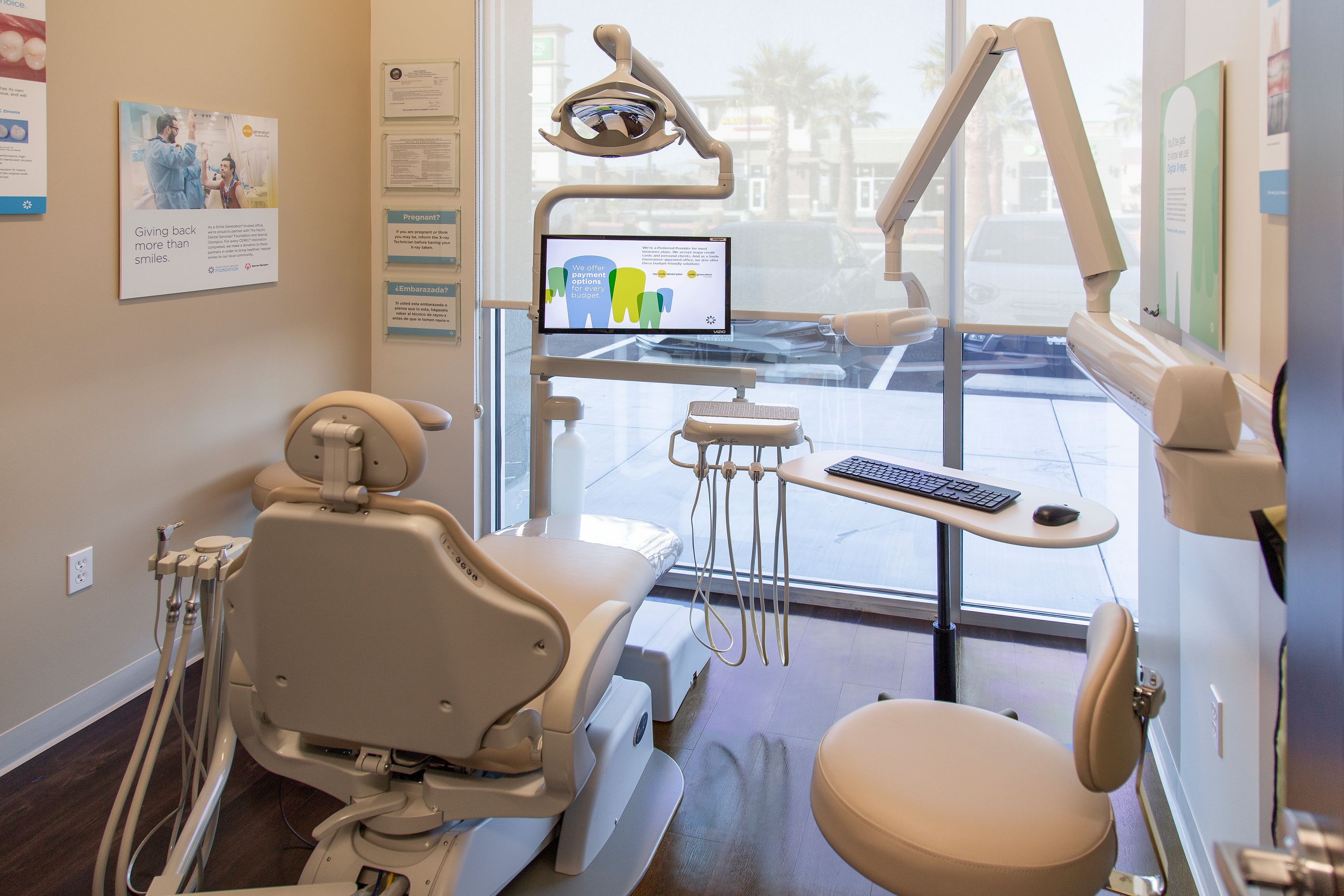 Maryland Parkway Smiles Dentistry Photo