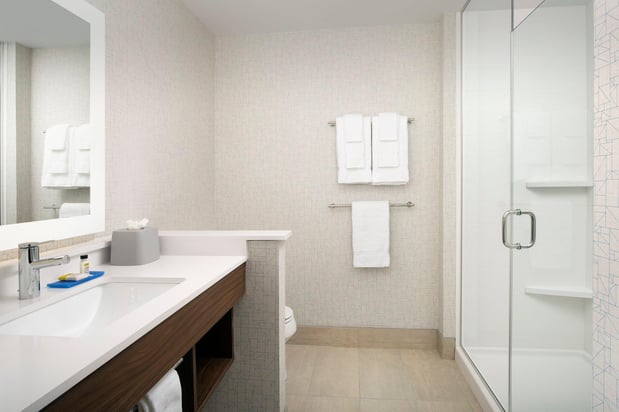 Images Holiday Inn Express Knoxville-Strawberry Plains by IHG