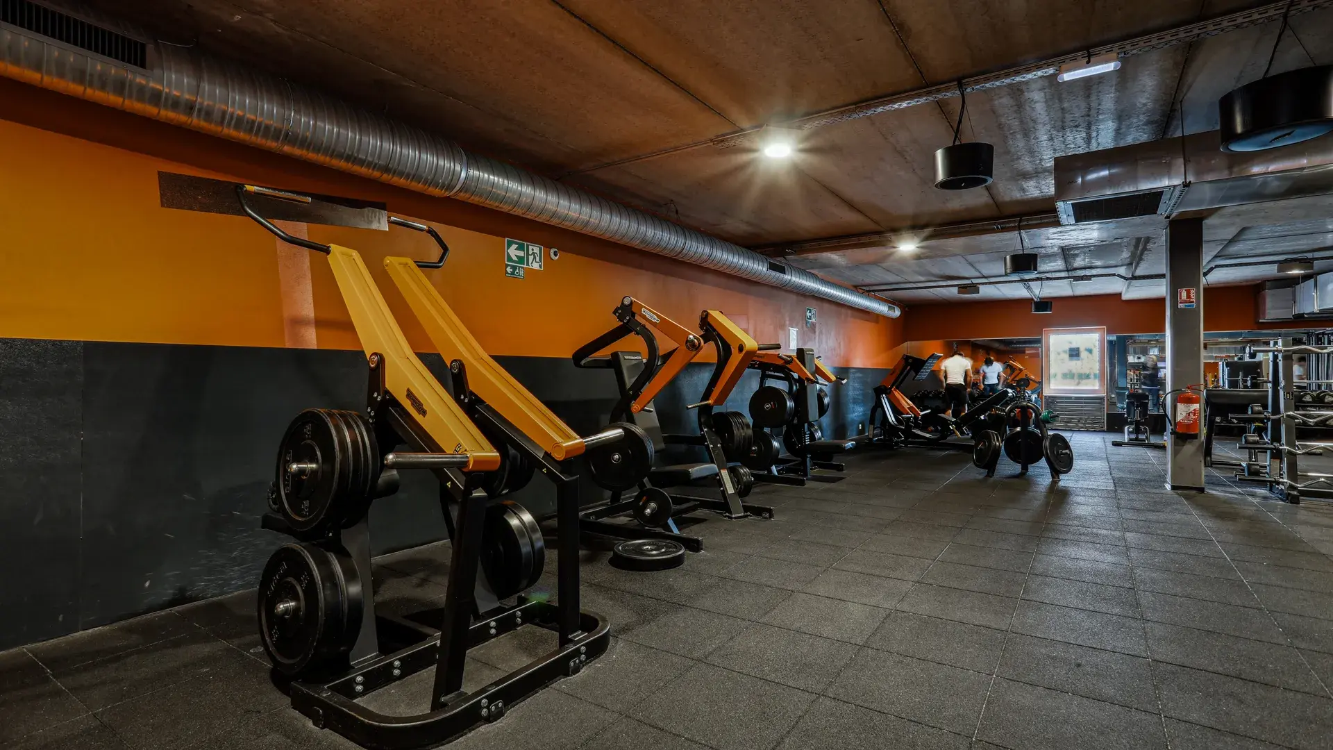 Images Basic-Fit 24/7