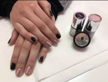 Images Green Moon di Claudia De Santis