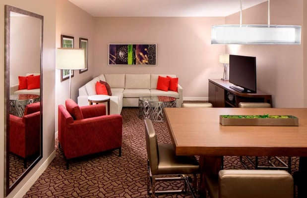 Images Hilton Garden Inn Downtown Dallas
