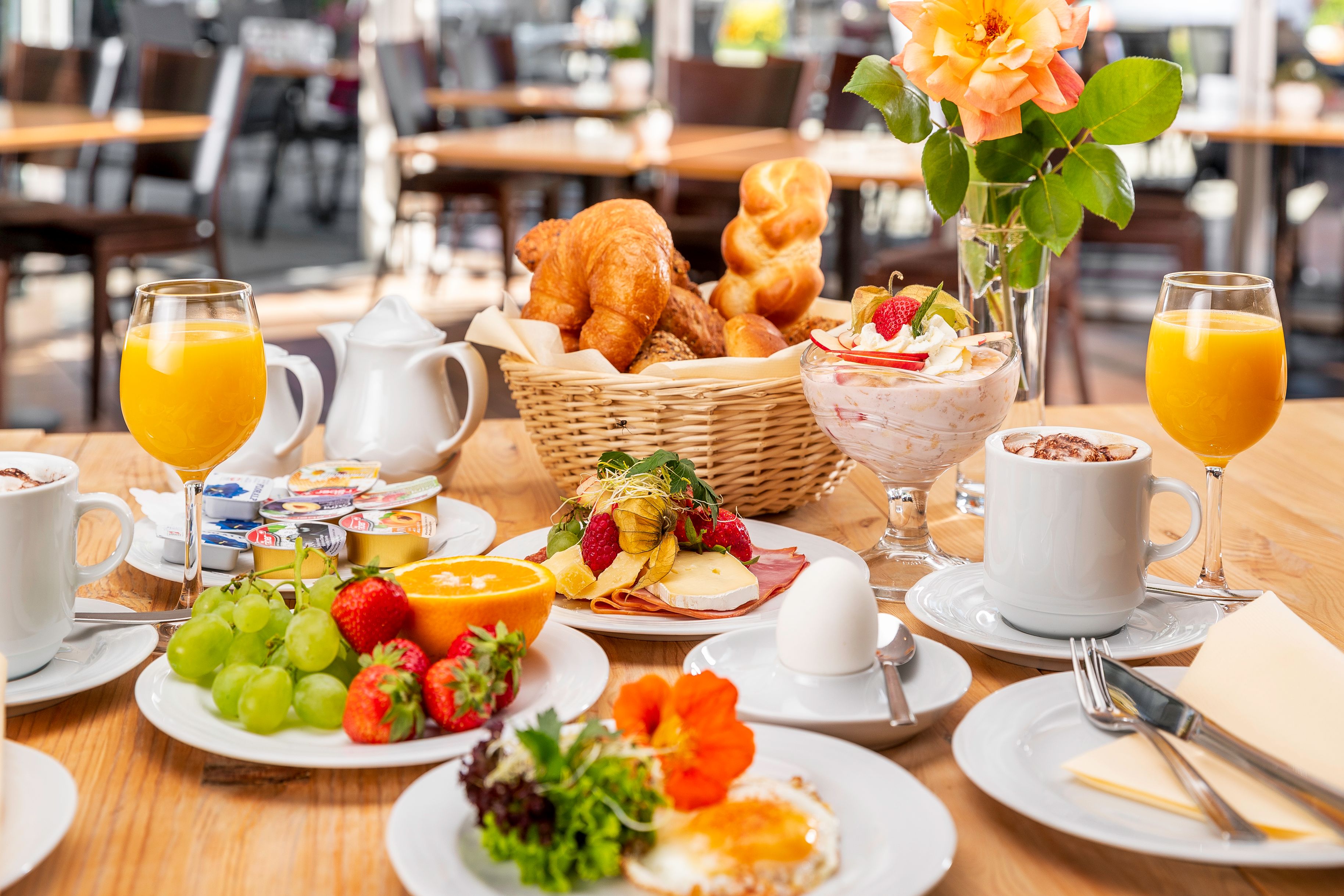 Bilder Café & Restaurant zumStein & Bäckerei