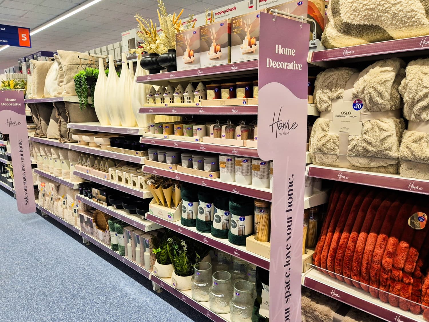 Images B&M Home Store with Garden Centre