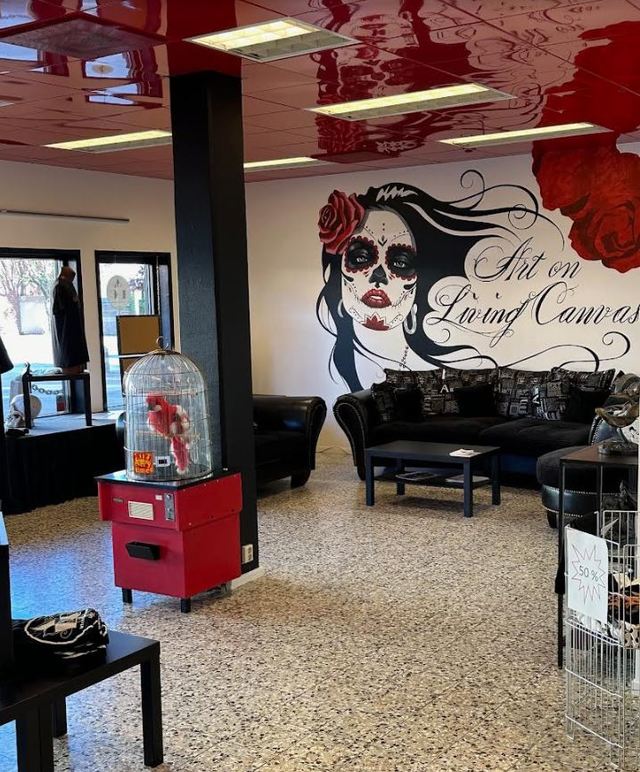 Images Tattoo - Thomas Art On Living Canvas, AB