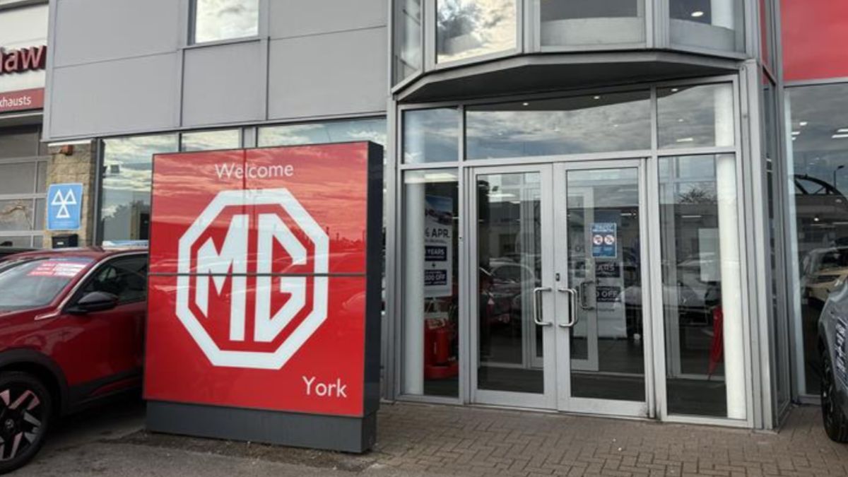 Images Evans Halshaw MG York
