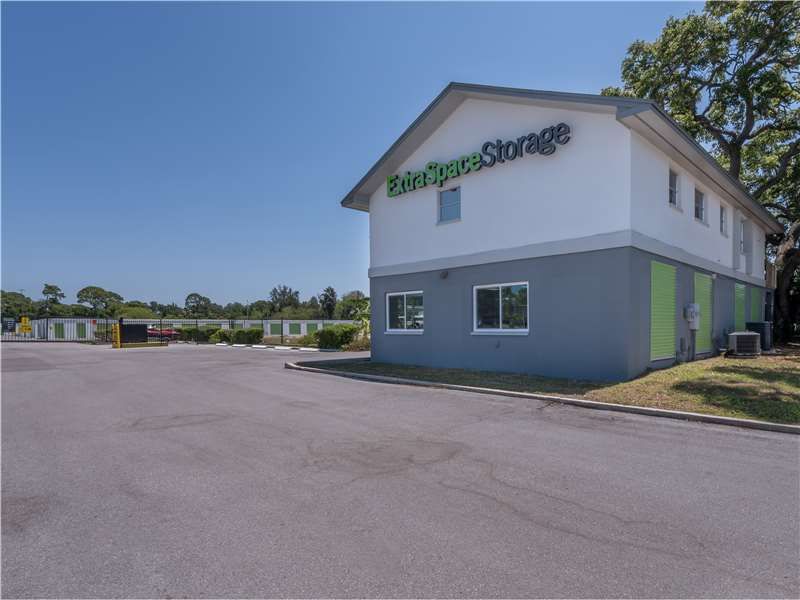 Beauty Image - Extra Space Storage at 6901 Park Blvd N, Pinellas Park, FL 33781