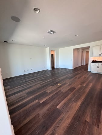 Images Grizzly's Discount Flooring