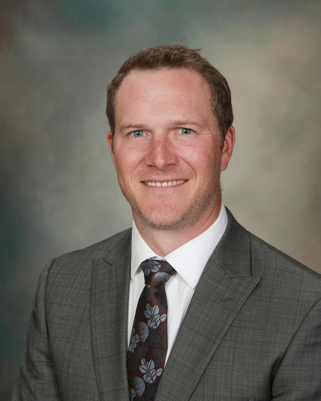 Dr. Taylor Beahrs, MD - Mankato, MN - Orthopedic Surgery, General Orthopedics, Orthopedic Surgeon