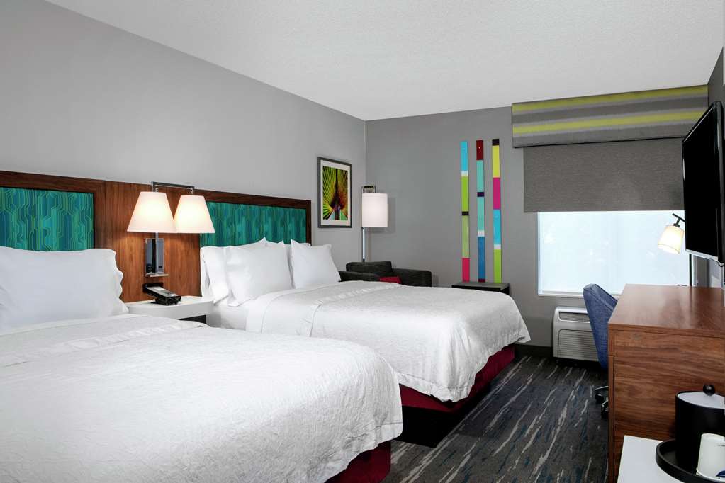 Guest room Hampton Inn Orlando/Lake Buena Vista Orlando (407)465-8150