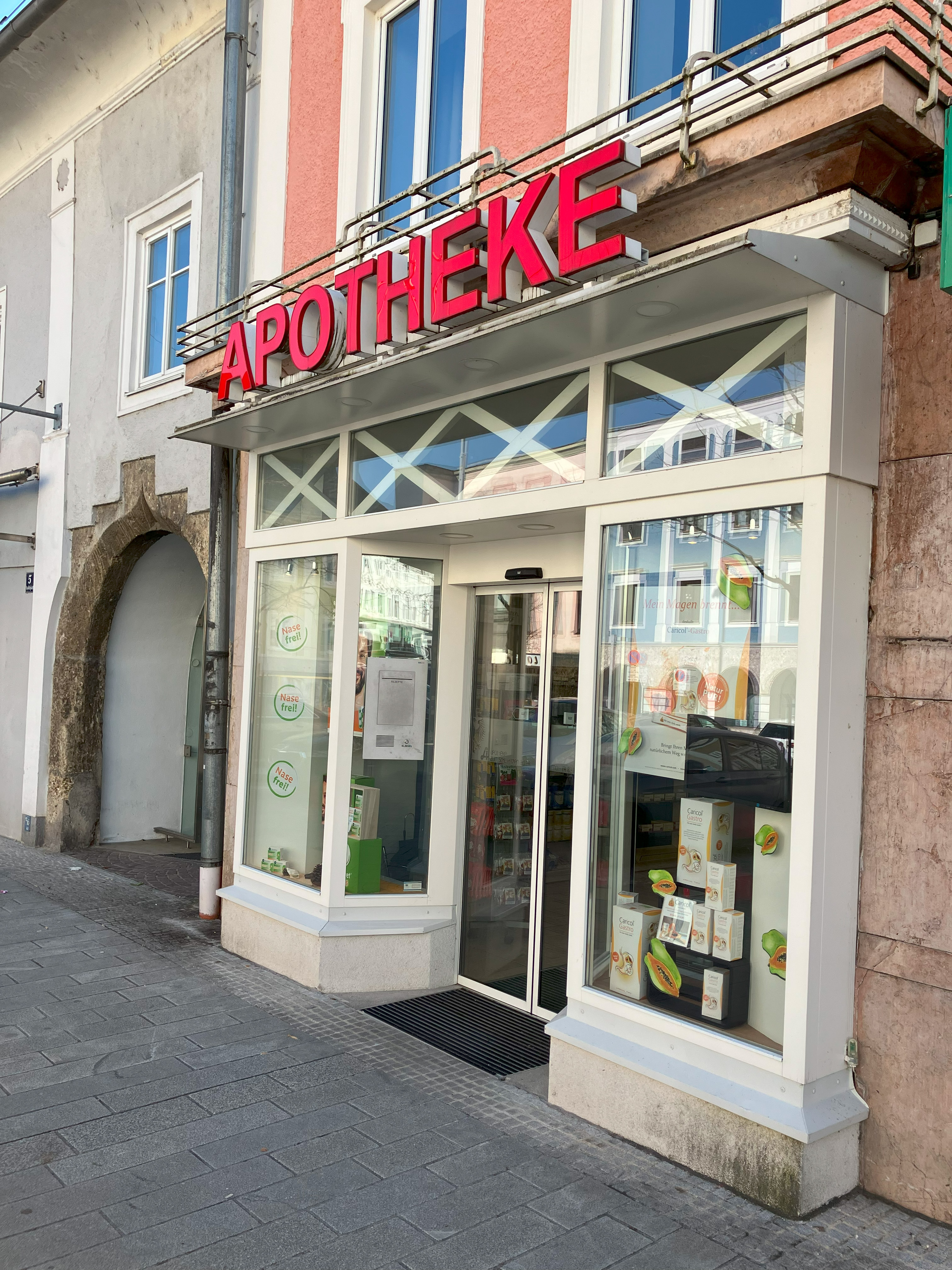 Bild 1 von Apotheke Zum Schwarzen Adler