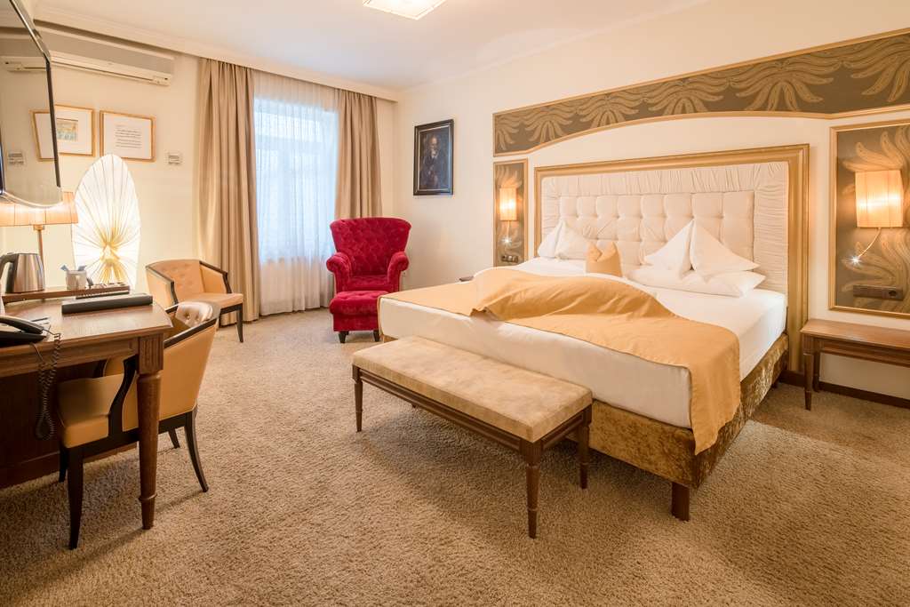 Best Western Plus Hotel Goldener Adler, Herzog - Friedrich Str 6 in Innsbruck