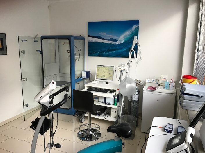 Dr. med. Johannes W. Uerscheln, Venloer Str. 8 in Düsseldorf