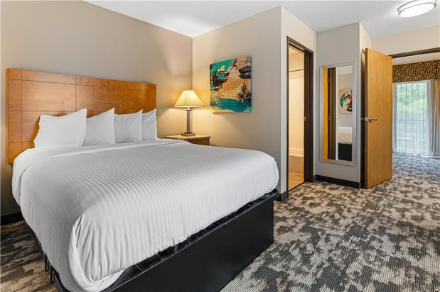 Images Best Western Ambassador Inn & Suites