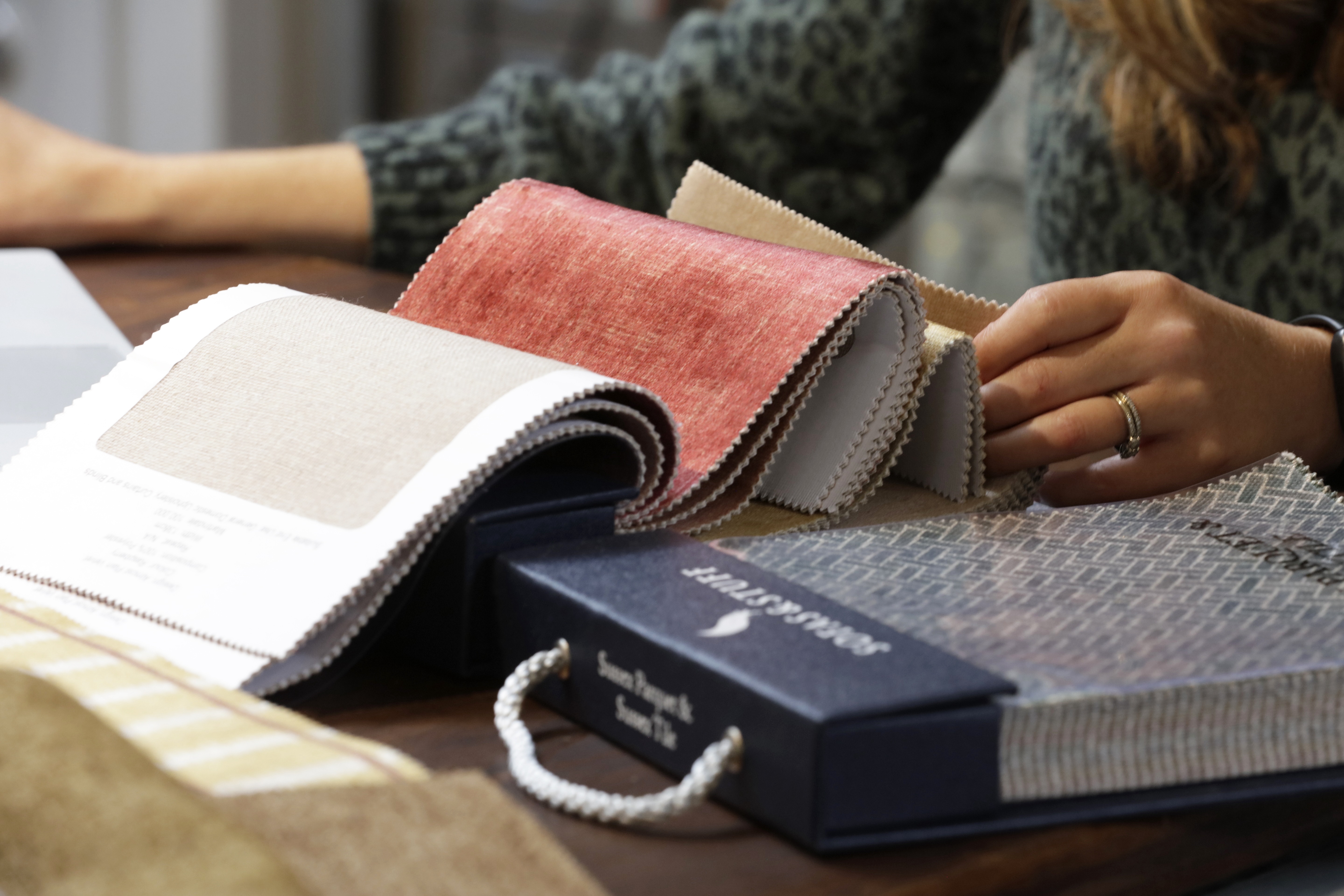 Images Sofas & Stuff - Henley