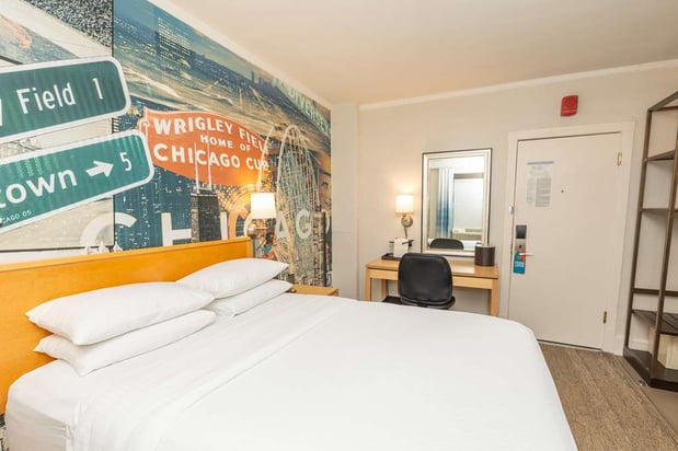Images Hotel Versey Chicago Lincoln Park